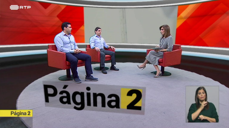 Página 2 Political commentary TV Show in Portuguese Sign Language