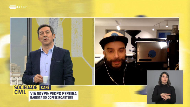 Sociedade Civil Political commentary TV Show in Portuguese Sign Language